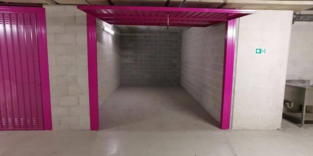 ufficio in vendita a Milano in zona Dergano