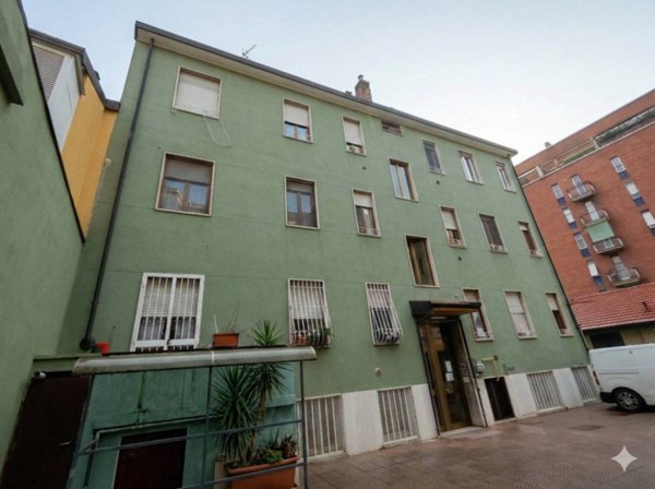 appartamento in vendita a Milano in zona Crescenzago