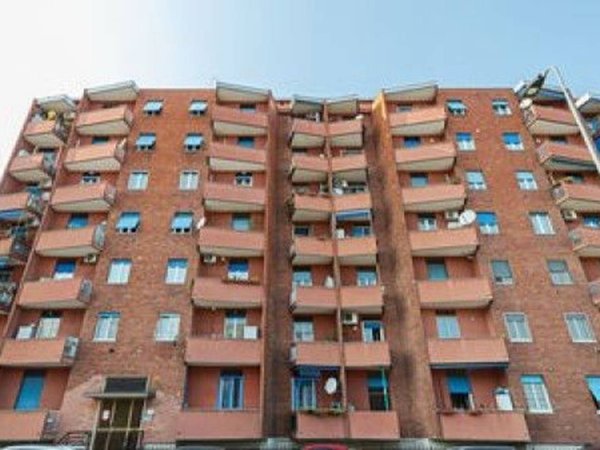 appartamento in vendita a Milano in zona Rottole