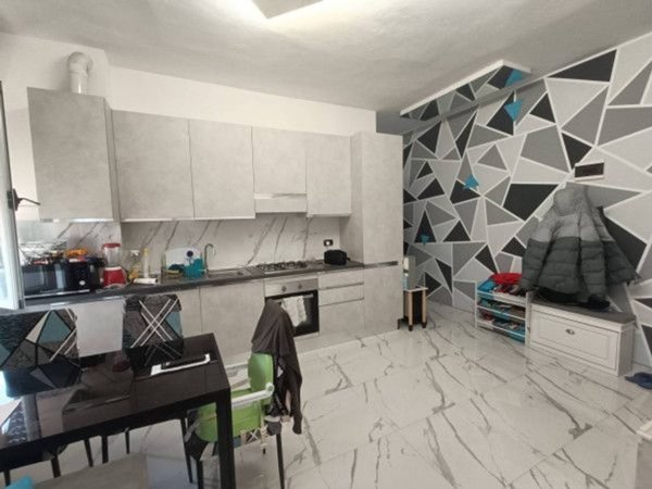 appartamento in vendita a Milano in zona Quinto Romano