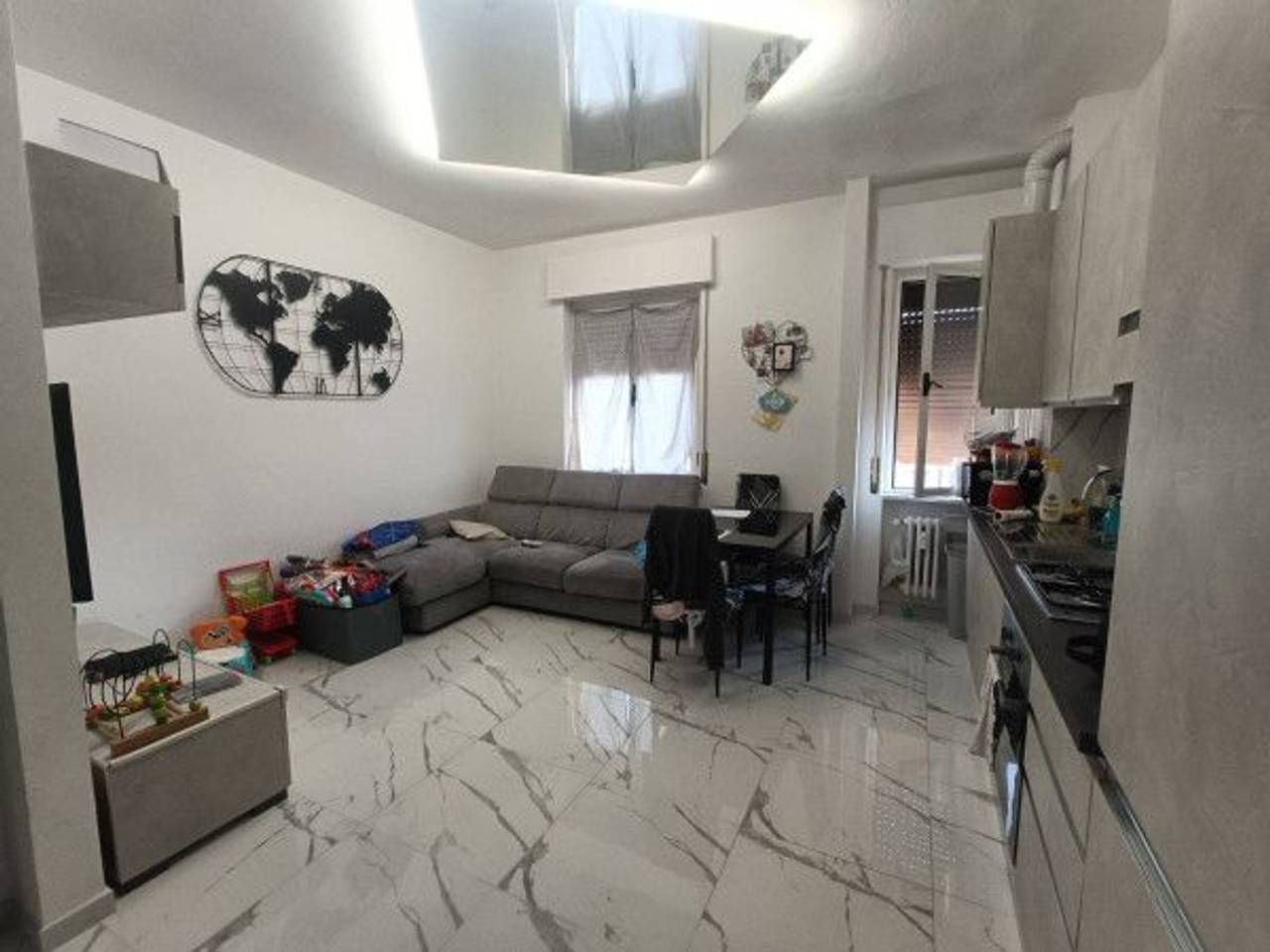 appartamento in vendita a Milano in zona Quinto Romano