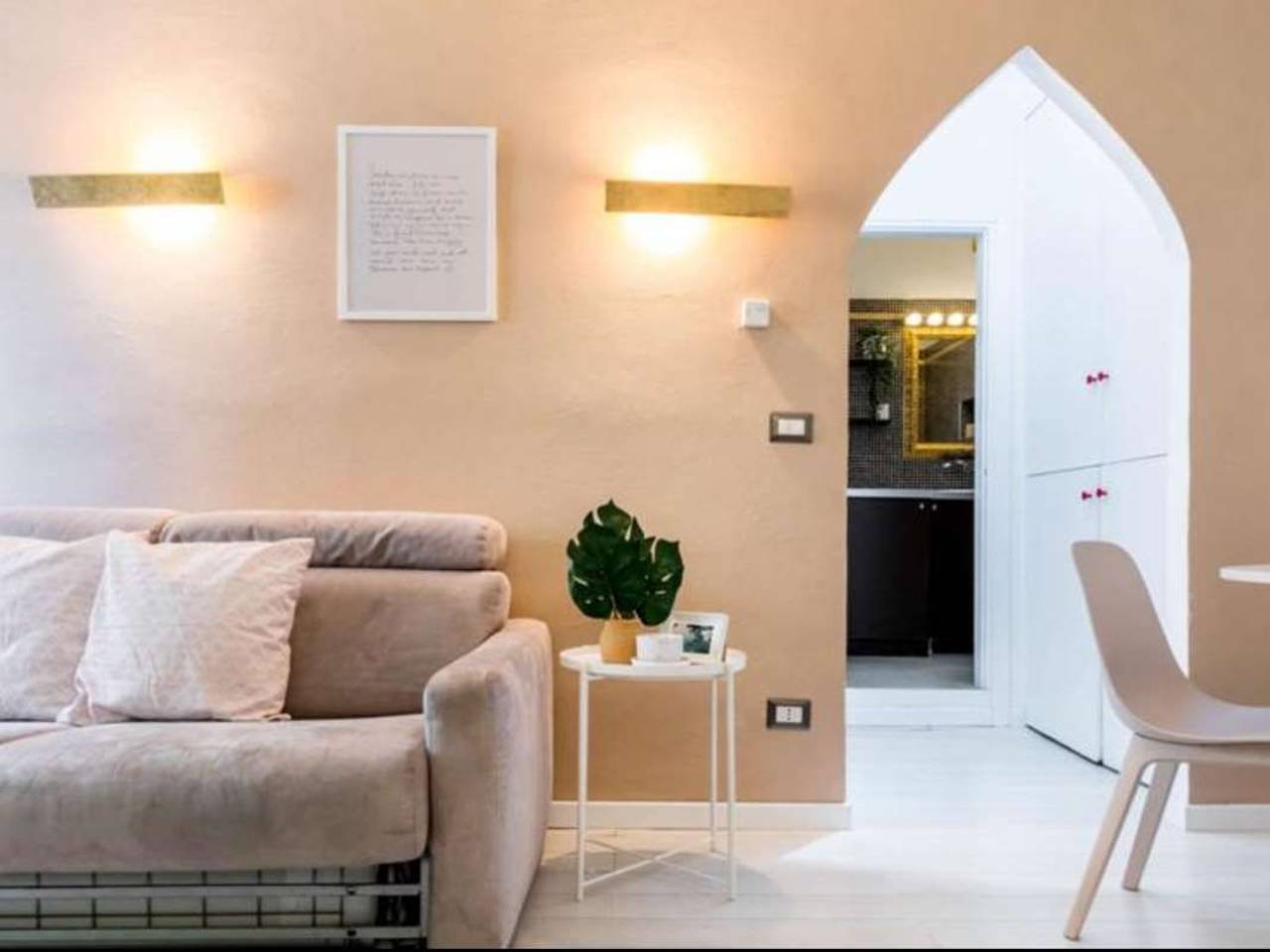 appartamento in vendita a Milano in zona Conchetta