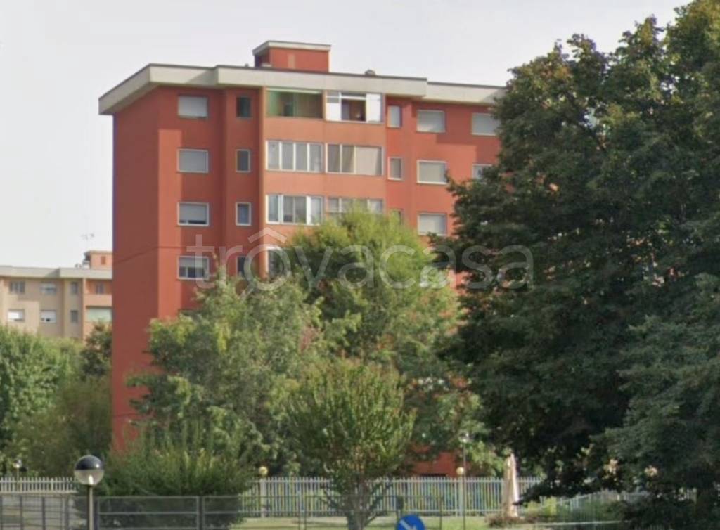appartamento in vendita a Milano in zona Gallaratese