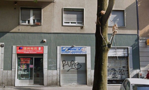 negozio in vendita a Milano in zona San Siro