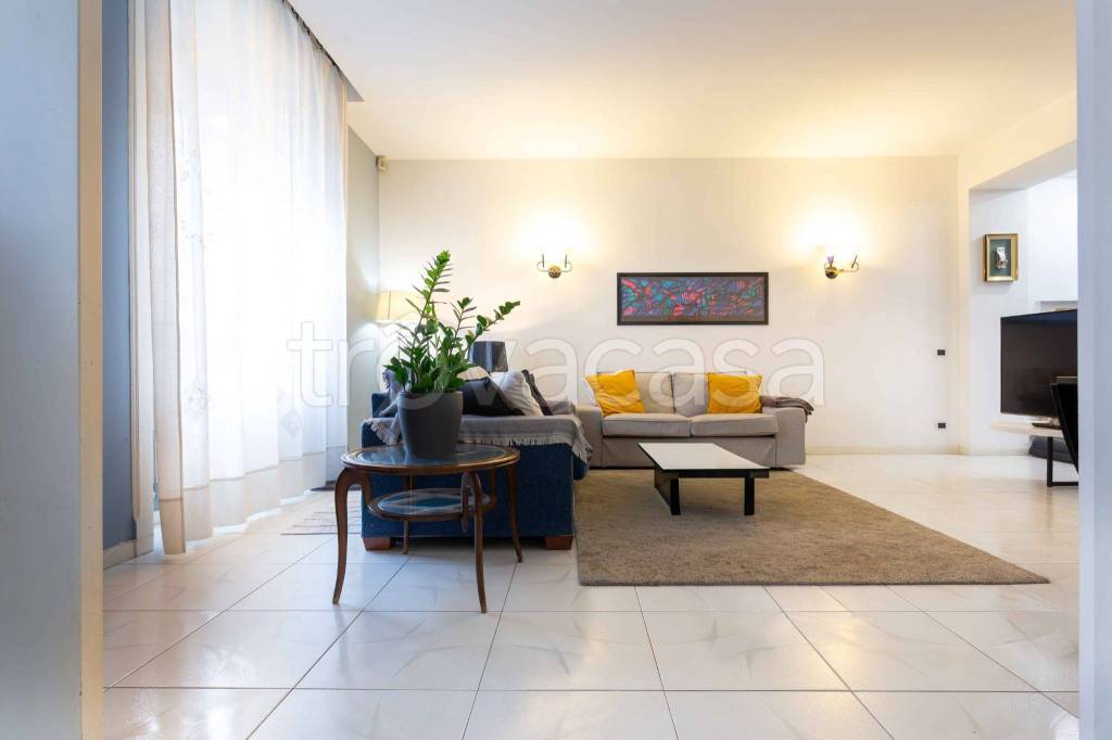 appartamento in vendita a Milano in zona Porta Romana