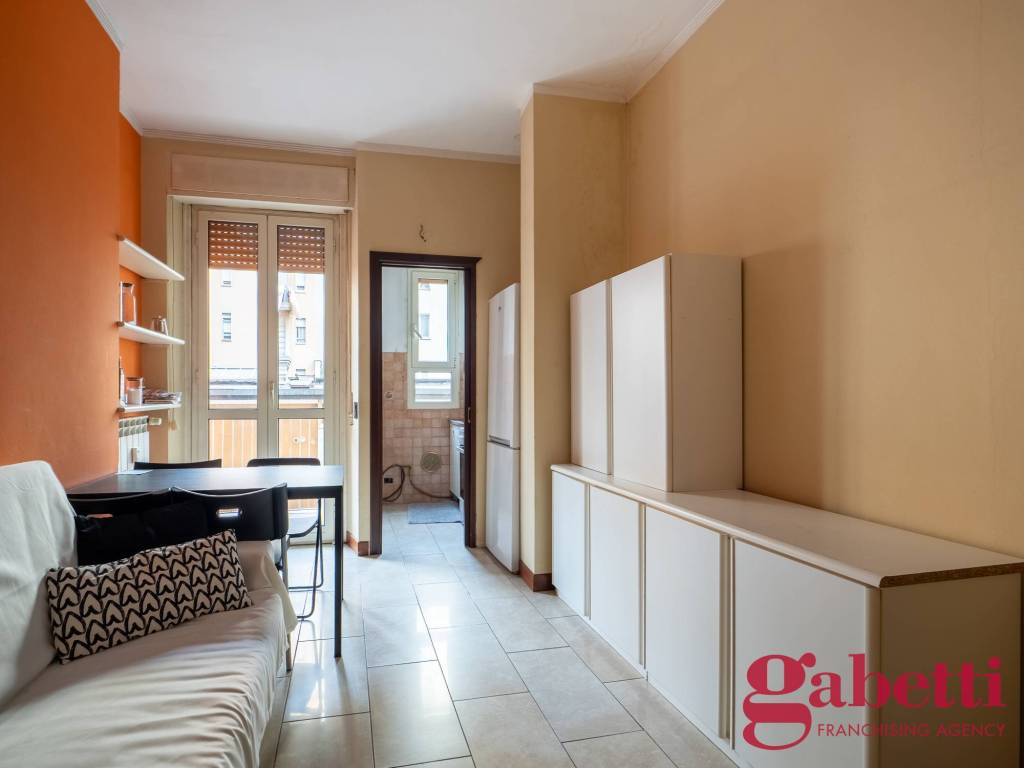 appartamento in vendita a Milano in zona Città Studi