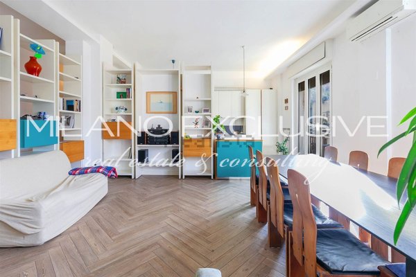 appartamento in vendita a Milano in zona Sant'Ambrogio