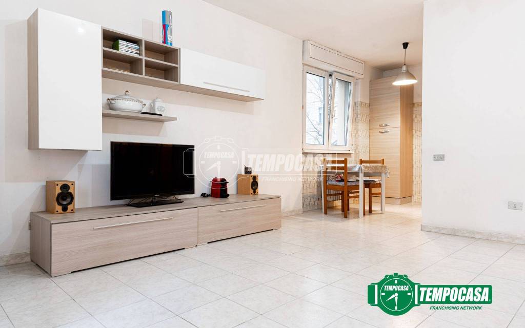appartamento in vendita a Milano in zona QT8