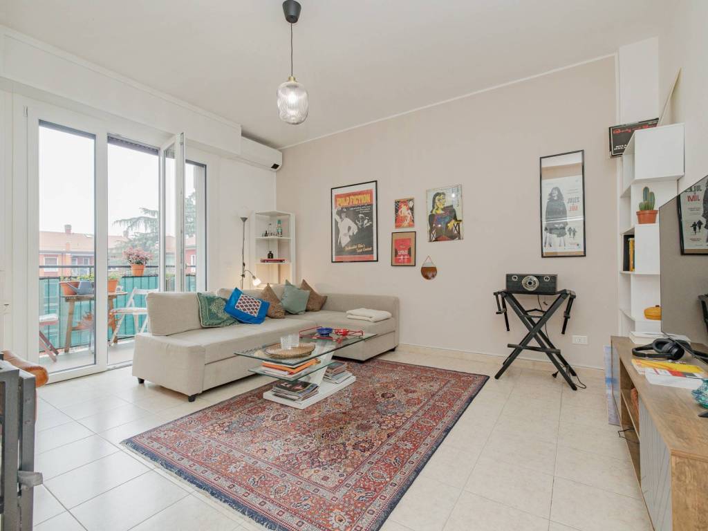 appartamento in vendita a Milano in zona Crescenzago