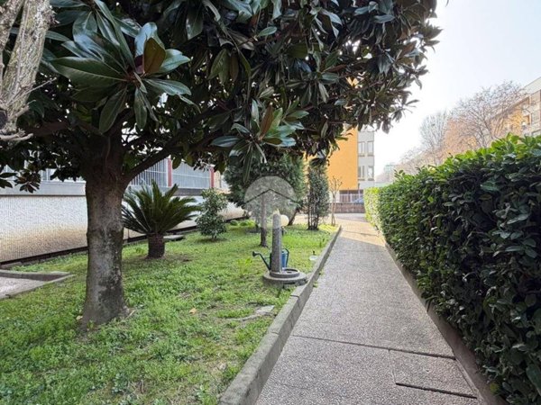 appartamento in vendita a Milano in zona Ponte Lambro