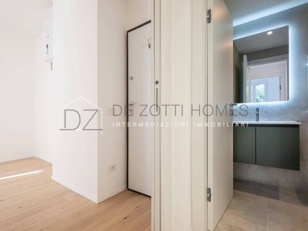 appartamento in vendita a Milano in zona Sempione