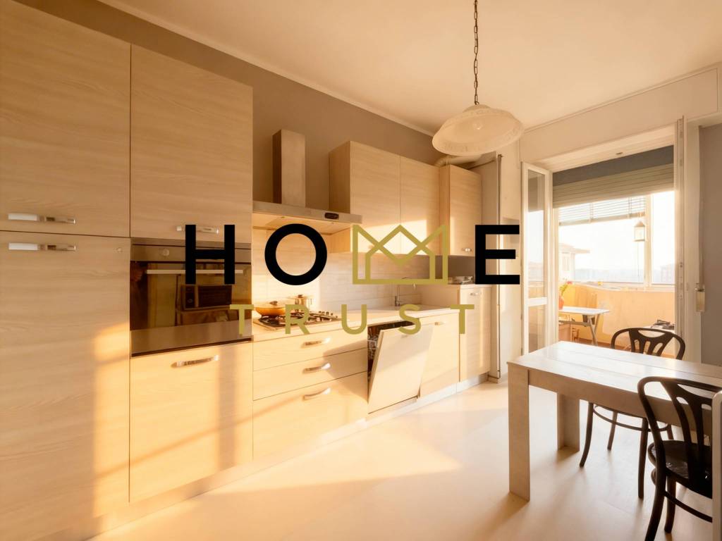 appartamento in vendita a Milano in zona Famagosta