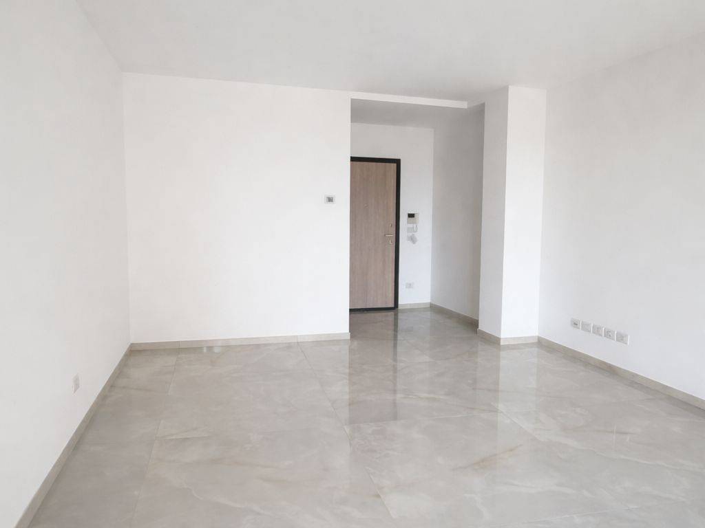 appartamento in vendita a Milano in zona Famagosta