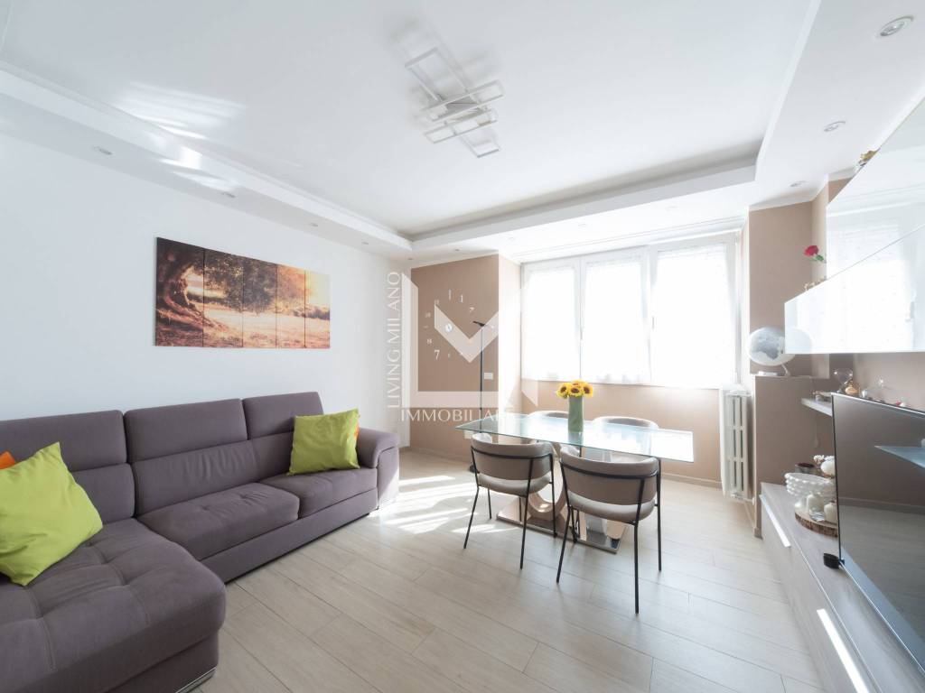 appartamento in vendita a Milano in zona Gallaratese