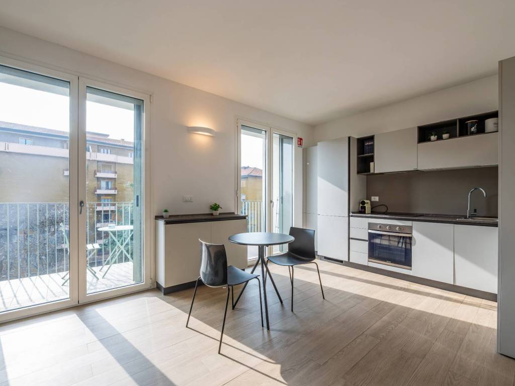 appartamento in vendita a Milano in zona Porta Vittoria