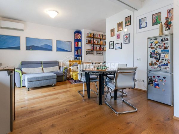 appartamento in vendita a Milano in zona Isola
