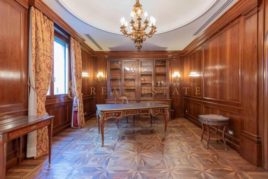 ufficio in vendita a Milano in zona Guastalla