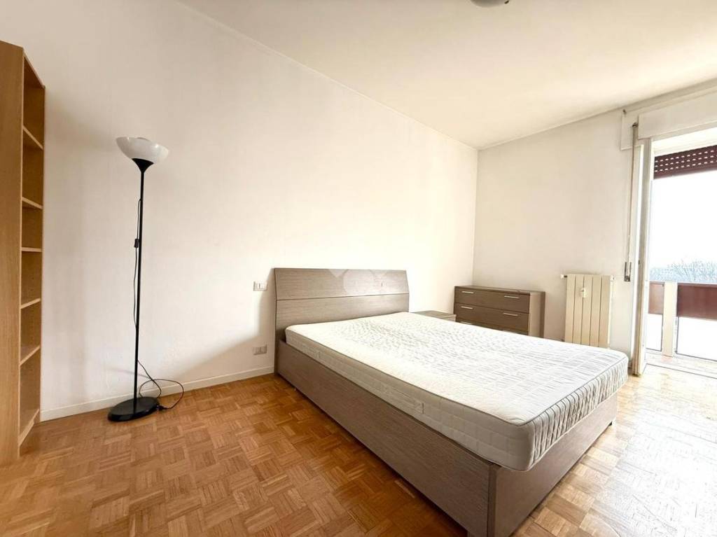 appartamento in vendita a Milano in zona Famagosta