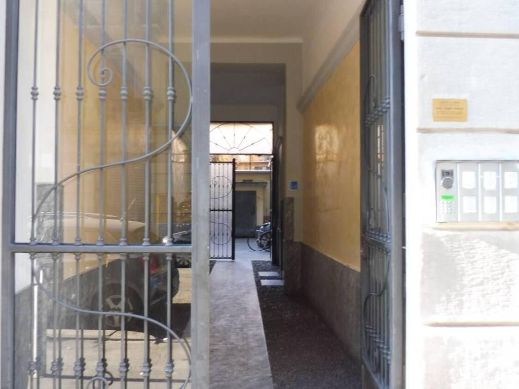 locale commerciale in vendita a Milano