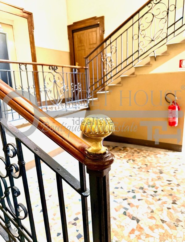 appartamento in vendita a Milano in zona Porta Vittoria