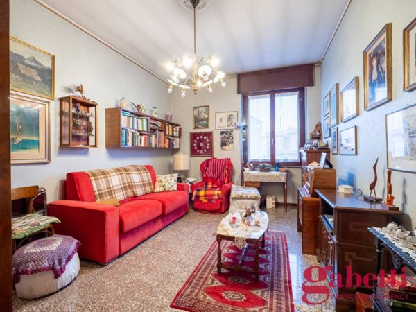 appartamento in vendita a Milano in zona Casoretto