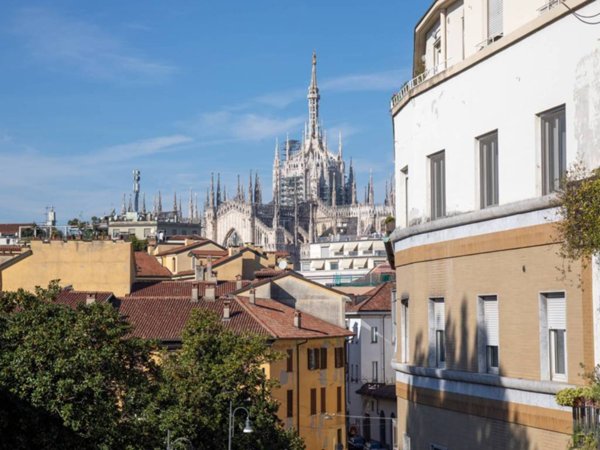 appartamento in vendita a Milano in zona Guastalla