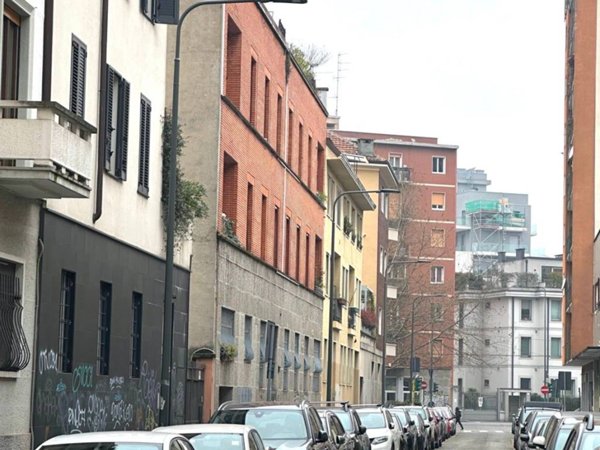 appartamento in vendita a Milano in zona Solari