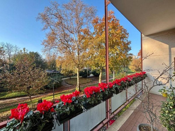 ufficio in vendita a Milano in zona Centro Direzionale