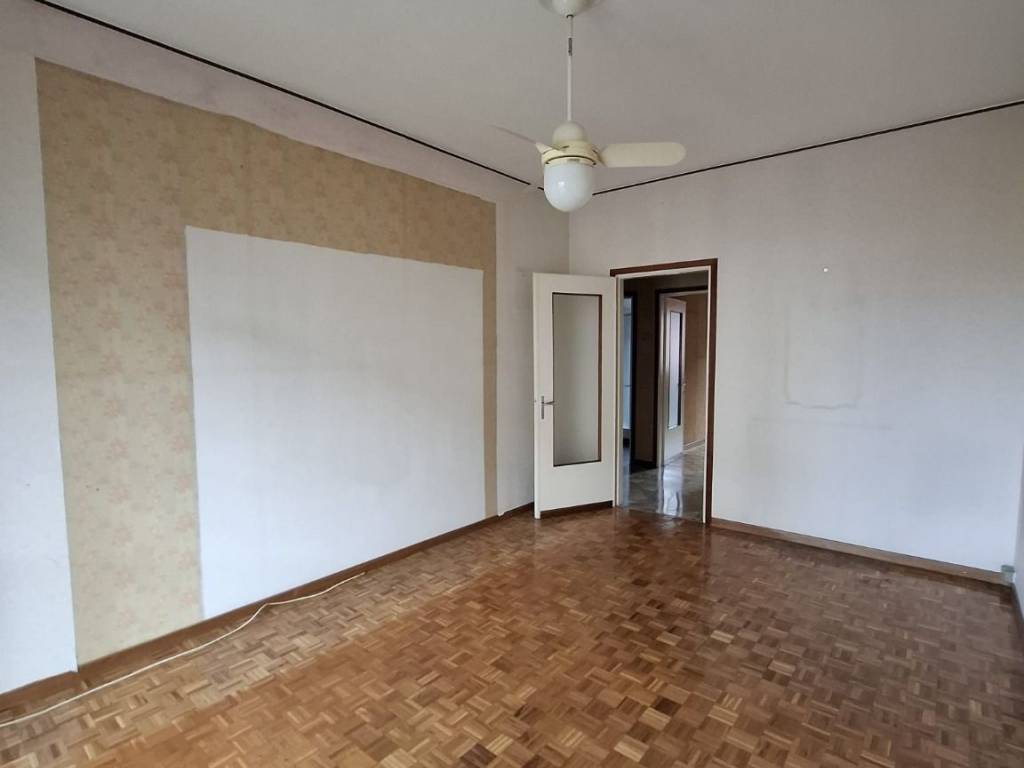 appartamento in vendita a Milano in zona Corvetto