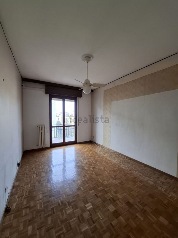 appartamento in vendita a Milano in zona Corvetto