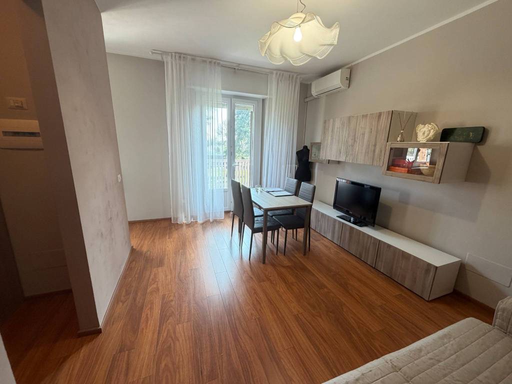 appartamento in vendita a Milano in zona Rogoredo