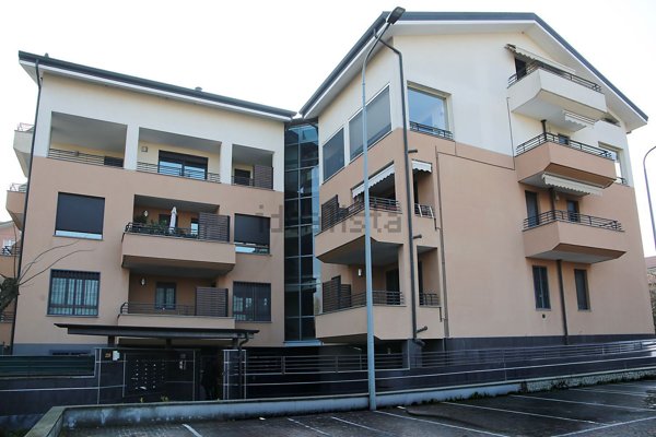 appartamento in vendita a Milano in zona Gratosoglio