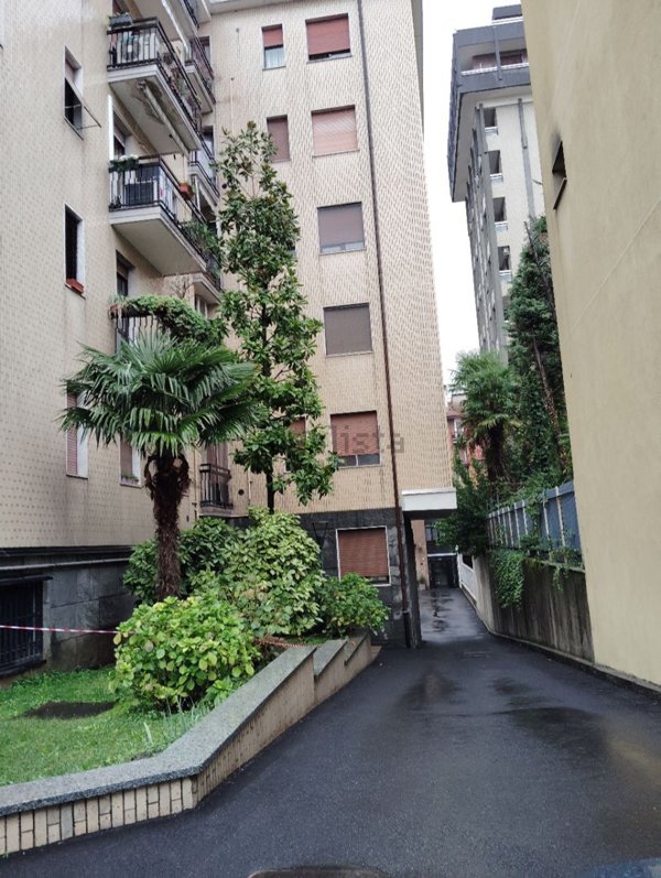 casa indipendente in vendita a Milano