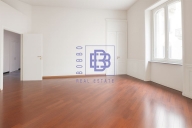 ufficio in vendita a Milano