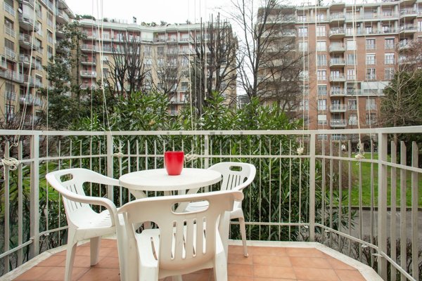 appartamento in vendita a Milano in zona Famagosta