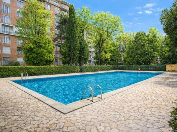 appartamento in vendita a Milano in zona Famagosta