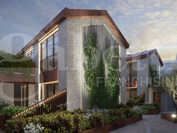 casa indipendente in vendita a Milano in zona Porta Volta