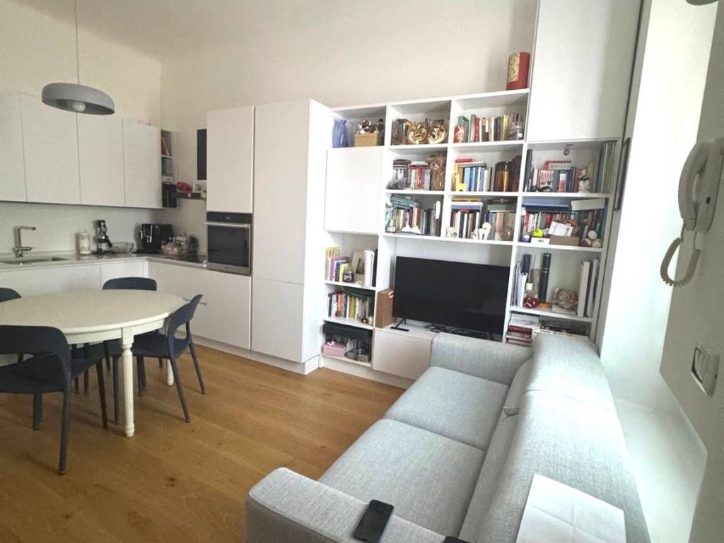 appartamento in vendita a Milano in zona Calvairate
