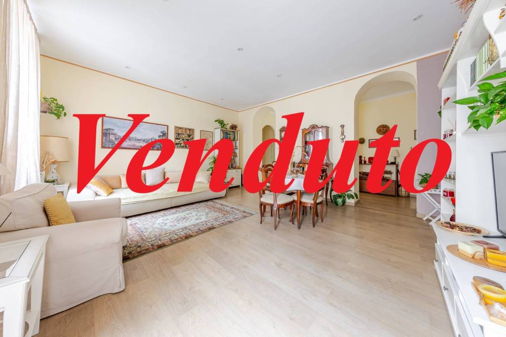 appartamento in vendita a Milano in zona Solari