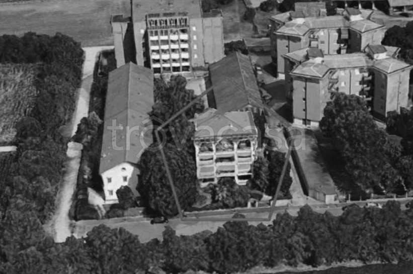 appartamento in vendita a Milano in zona Figino