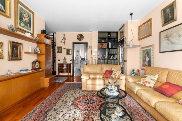 appartamento in vendita a Milano in zona Vigentino