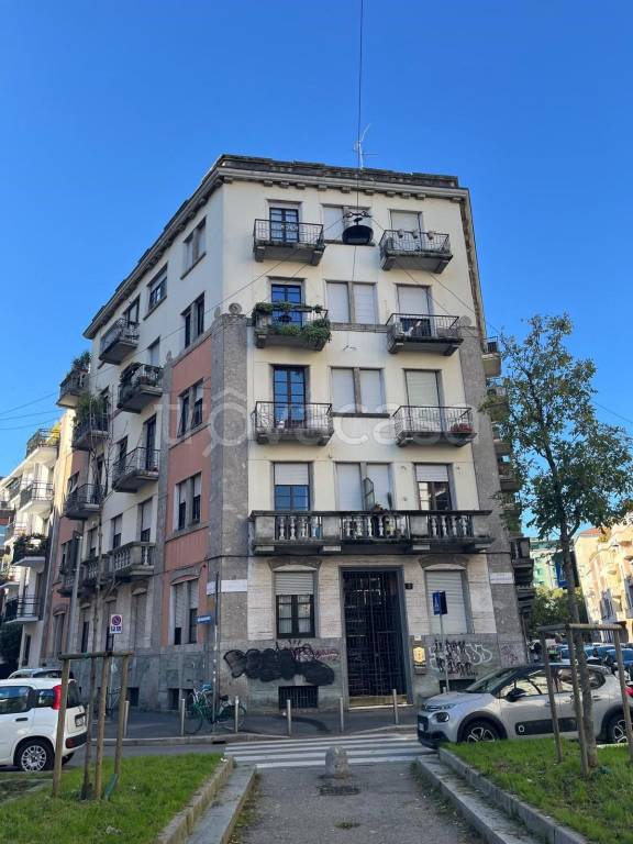 appartamento in vendita a Milano in zona Città Studi