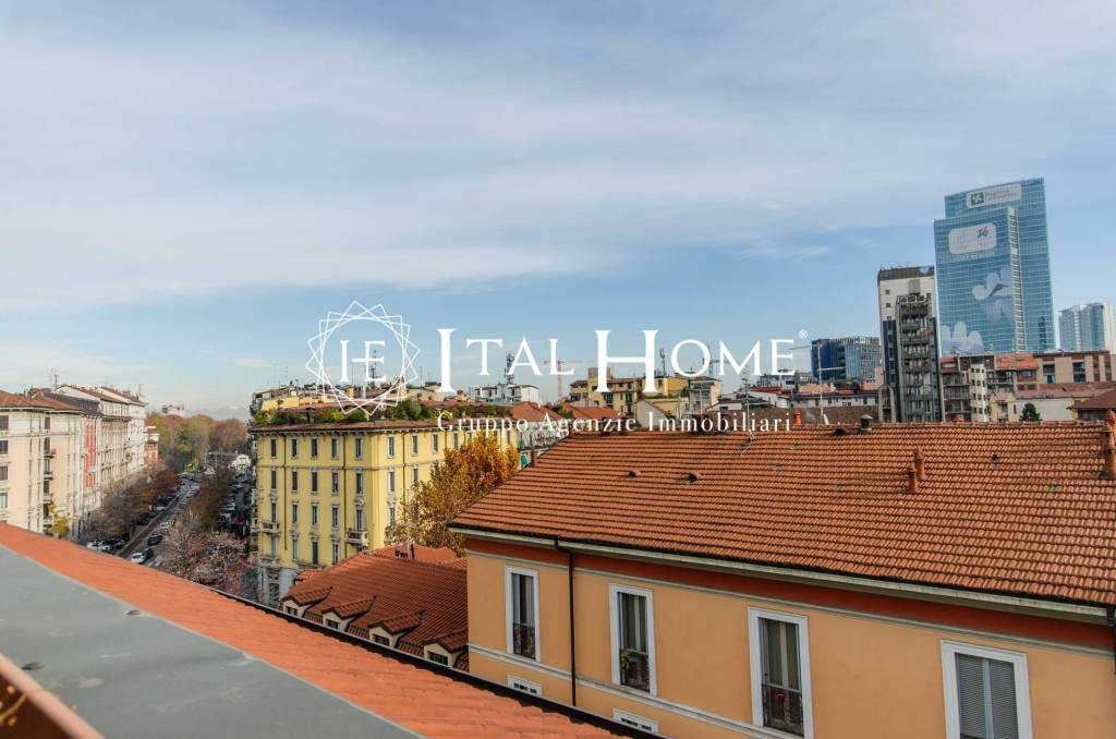 appartamento in vendita a Milano in zona Isola