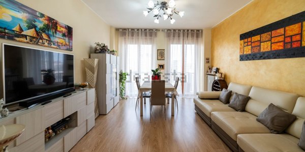 appartamento in vendita a Milano in zona Ronchetto sul Naviglio