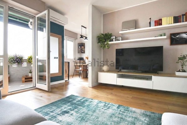 appartamento in vendita a Milano in zona Gallaratese