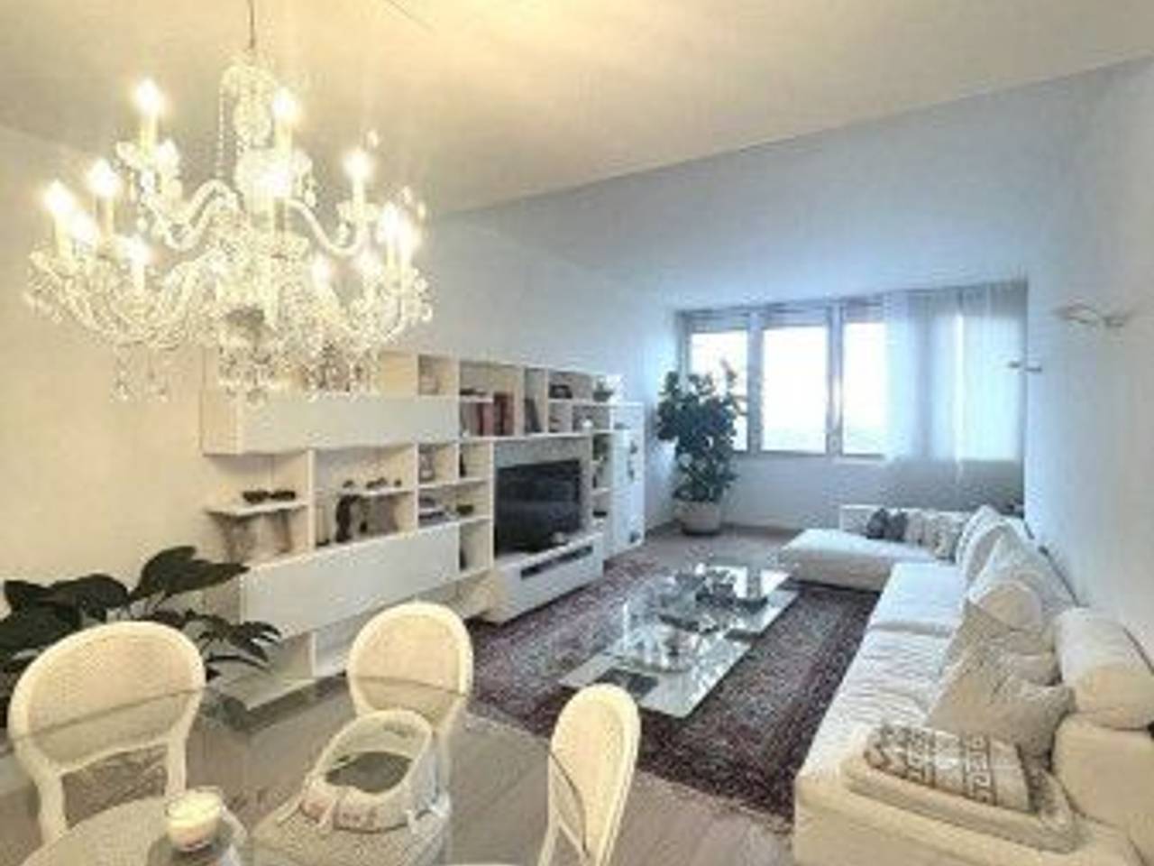 appartamento in vendita a Milano in zona Centro Direzionale