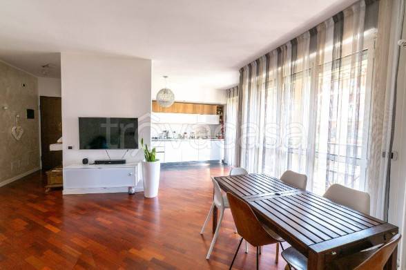 appartamento in vendita a Milano in zona Lambrate