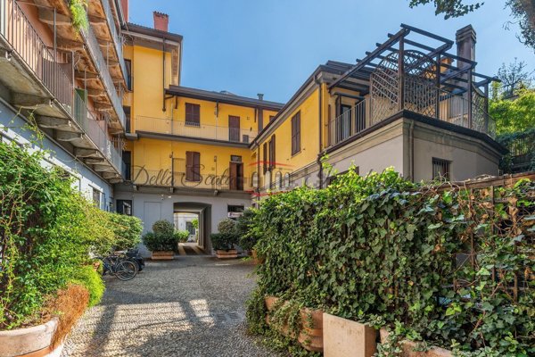 appartamento in vendita a Milano in zona Porta Garibaldi