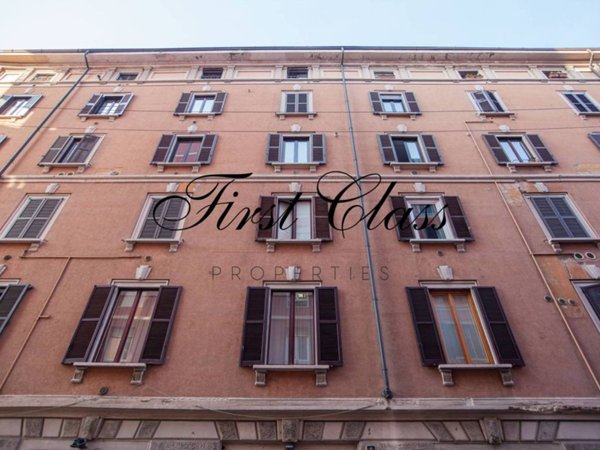 appartamento in vendita a Milano in zona Porta Garibaldi