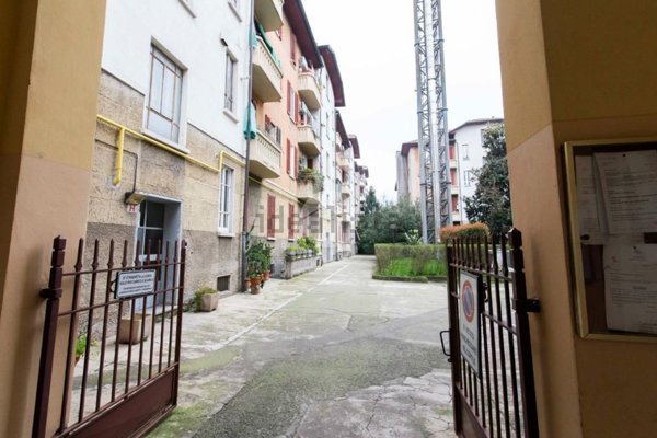 appartamento in vendita a Milano in zona Villapizzone